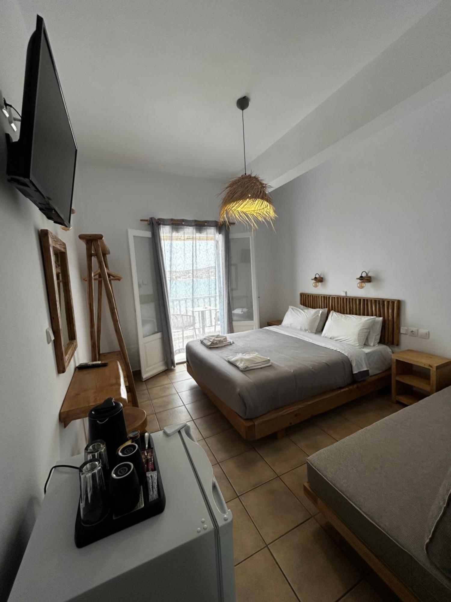 Livadia Aparthotel