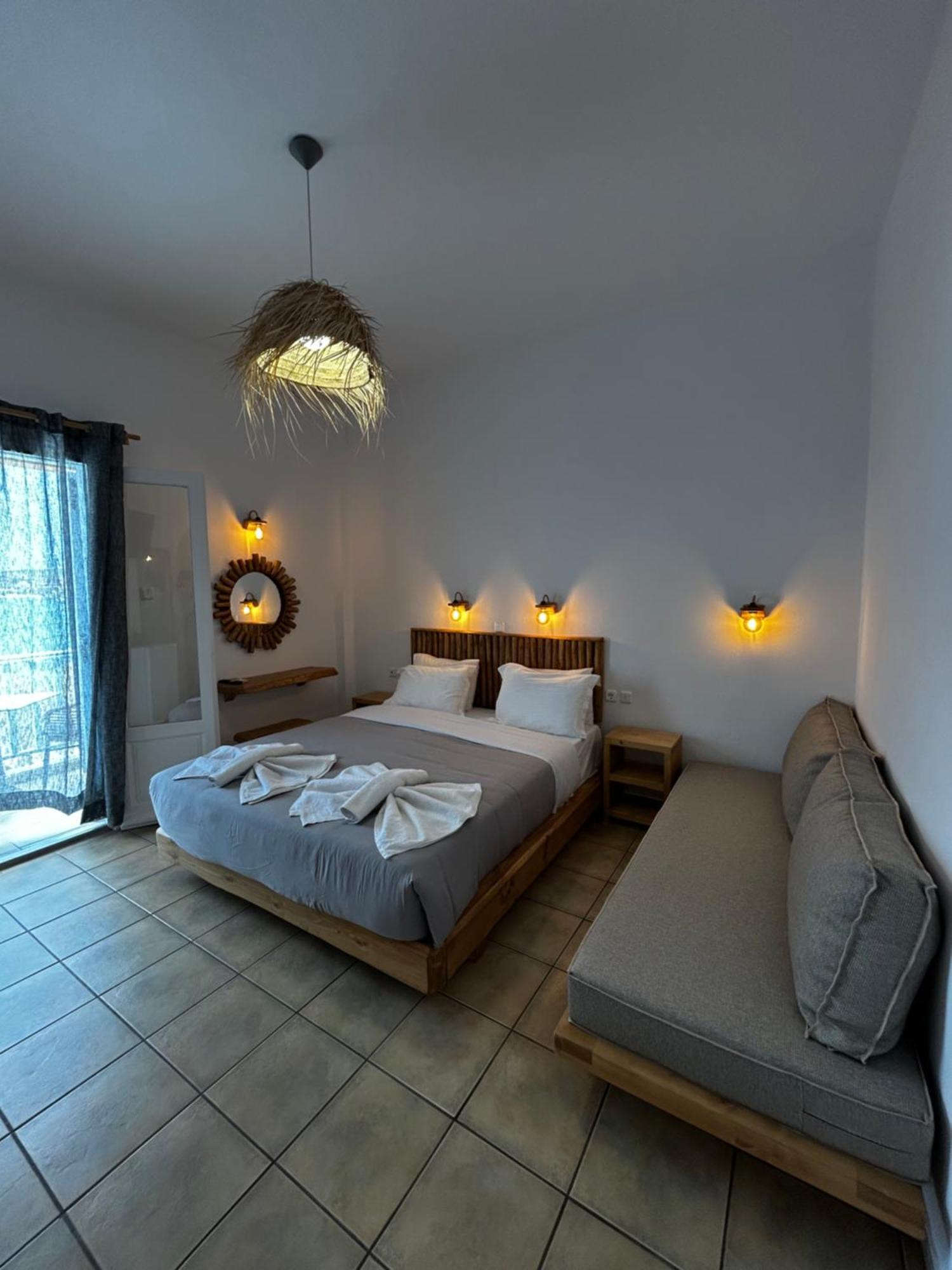 Livadia Aparthotel