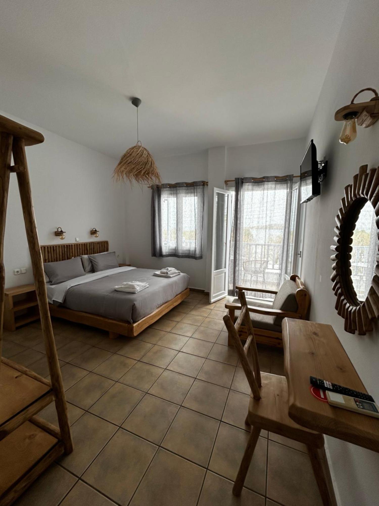 Livadia Aparthotel Páros