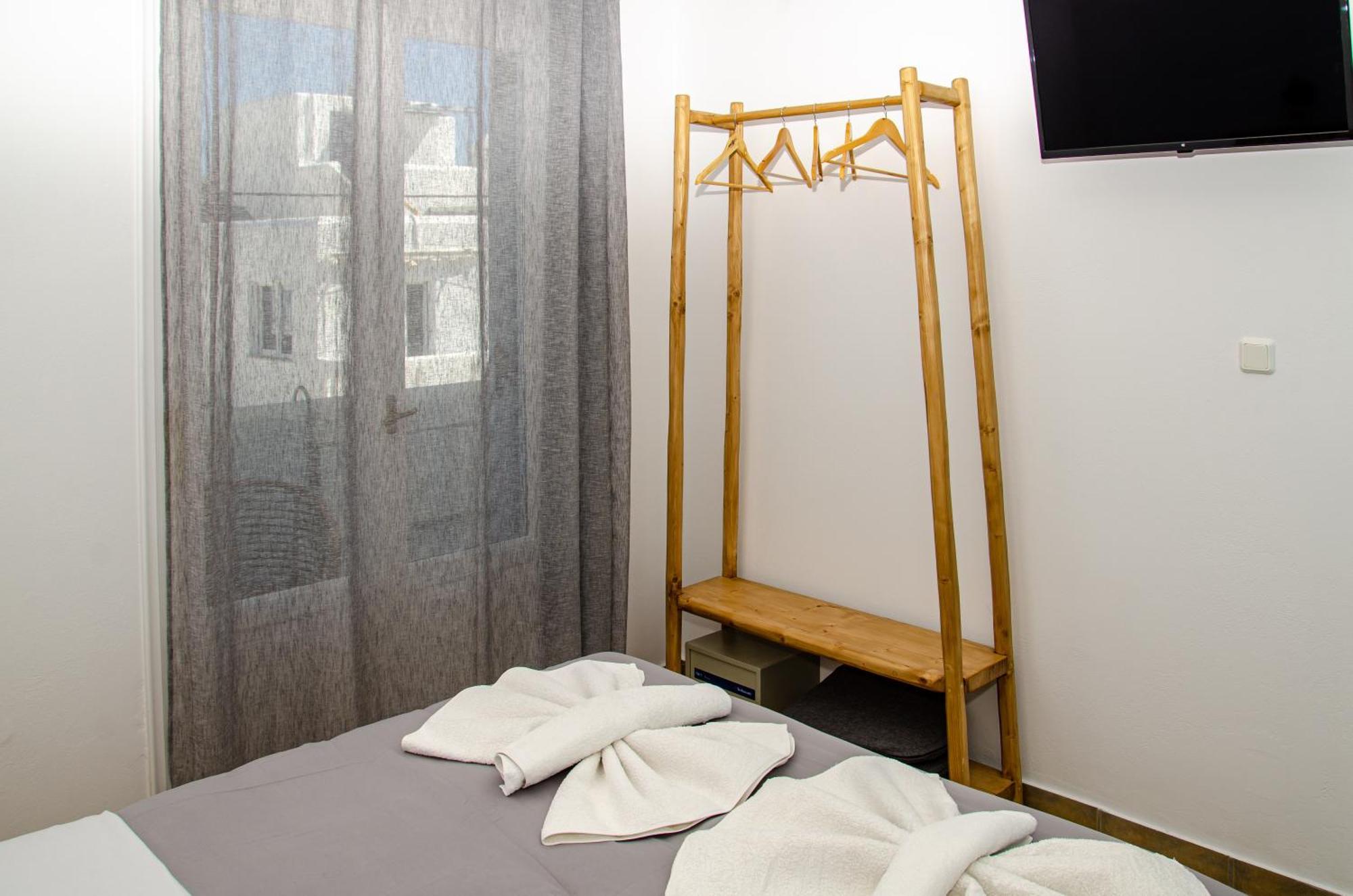 Livadia Aparthotel Páros