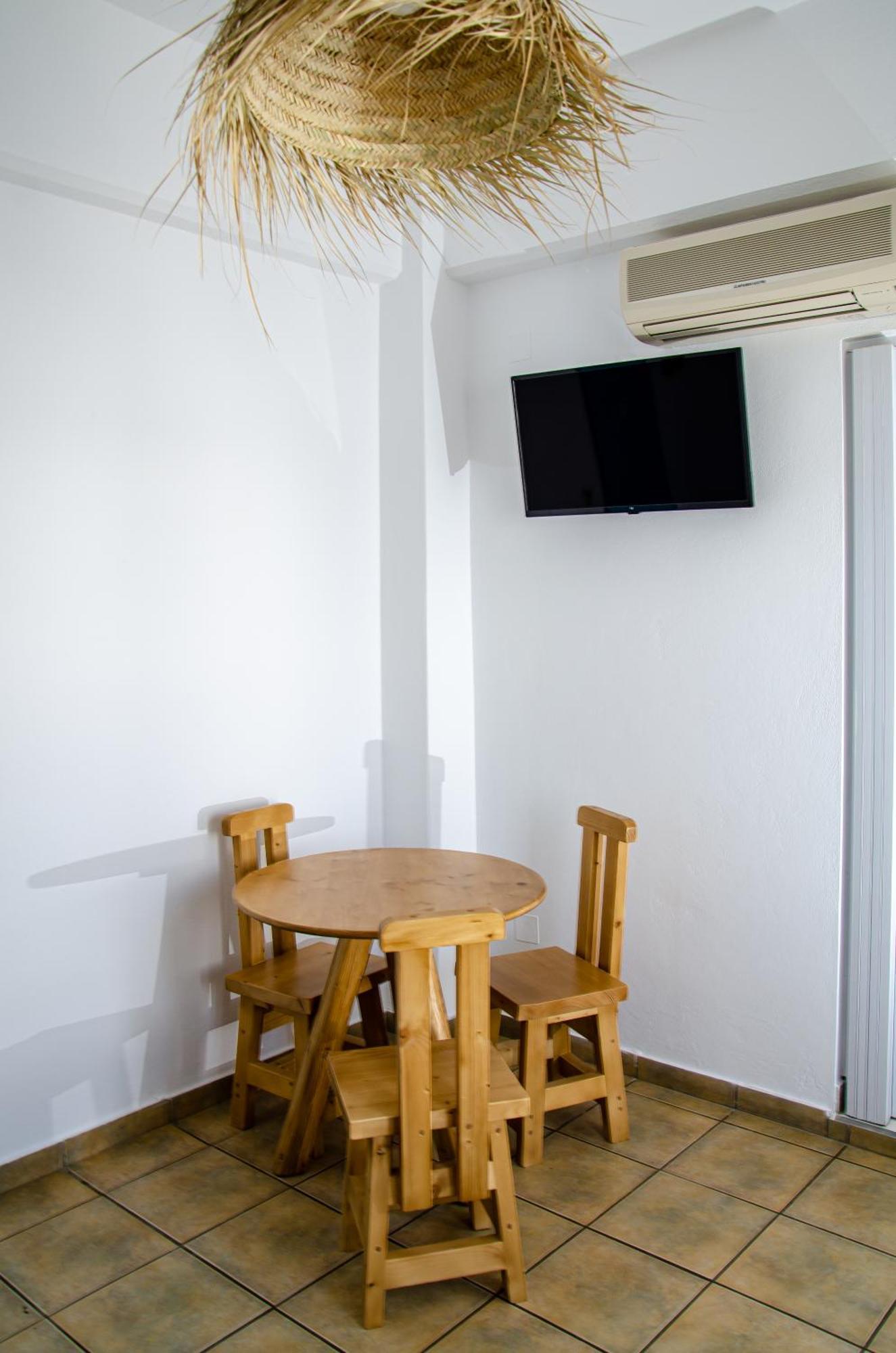 Aparthotel Livadia